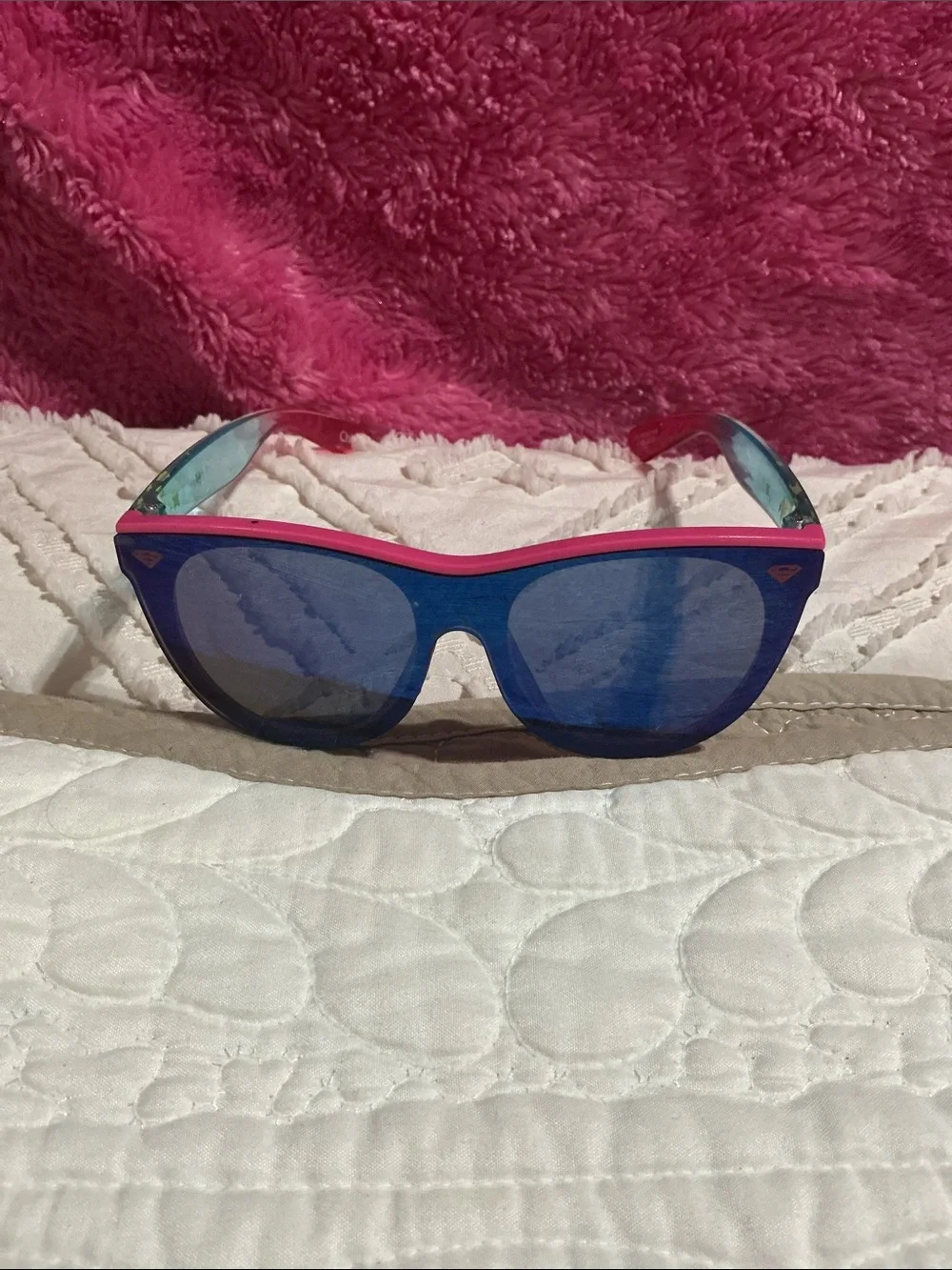 Supergirl Bold Blue Mirrored Sunglasses with Pink Trim